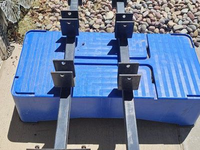 landscaping trimmer holders