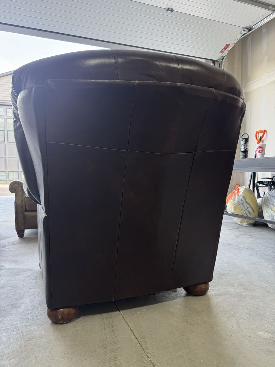 Main image 6