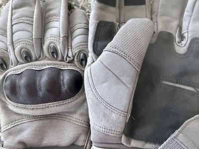 Glove Station gloves