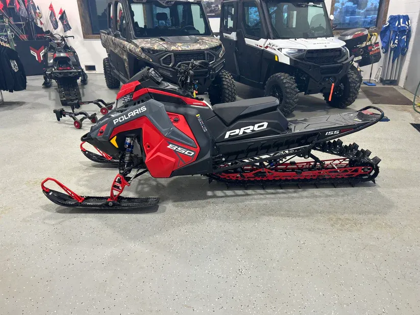 2024 Polaris Pro 850 Snowmobile