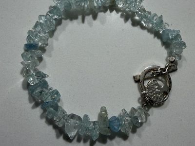 Light Blue Crystal Chip Stone Beaded Bracelet with Toggle Clasp