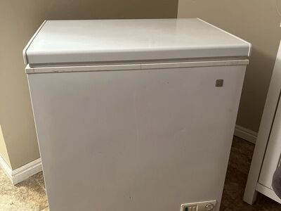 GE 5 Cubic Feet Chest Freezer