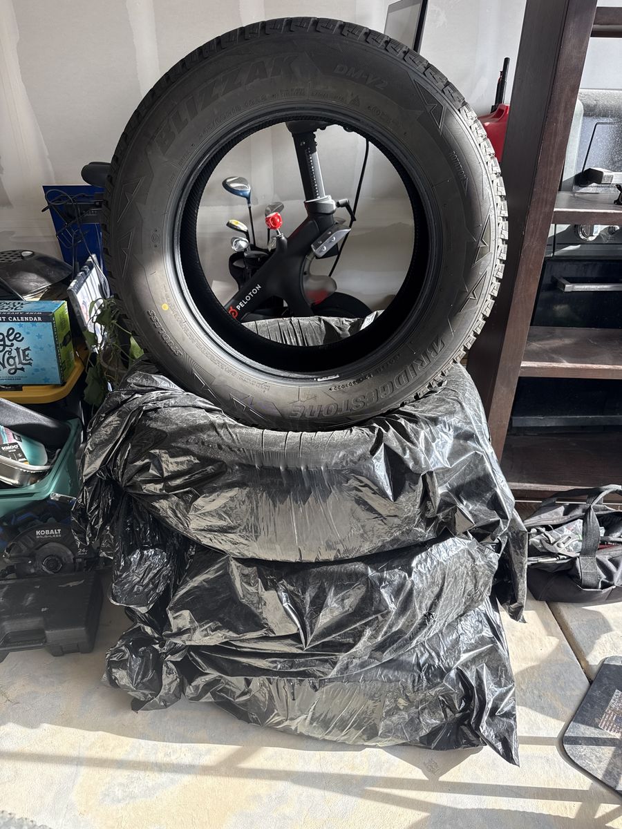 Bridgestone blizzak 245/60r18 snow tires