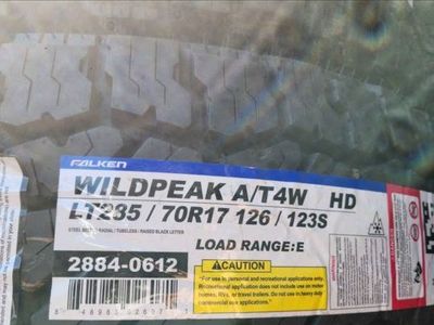 285/70r17 falken wildpeak at4w