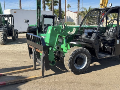 Used Telehandler Forklift 2017 Genie GTH-5519