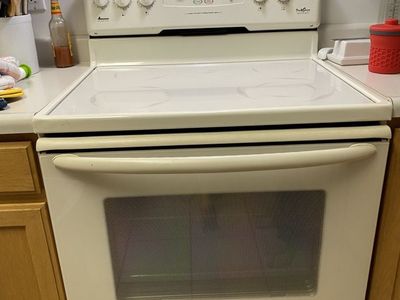 Electric White Oven/Range