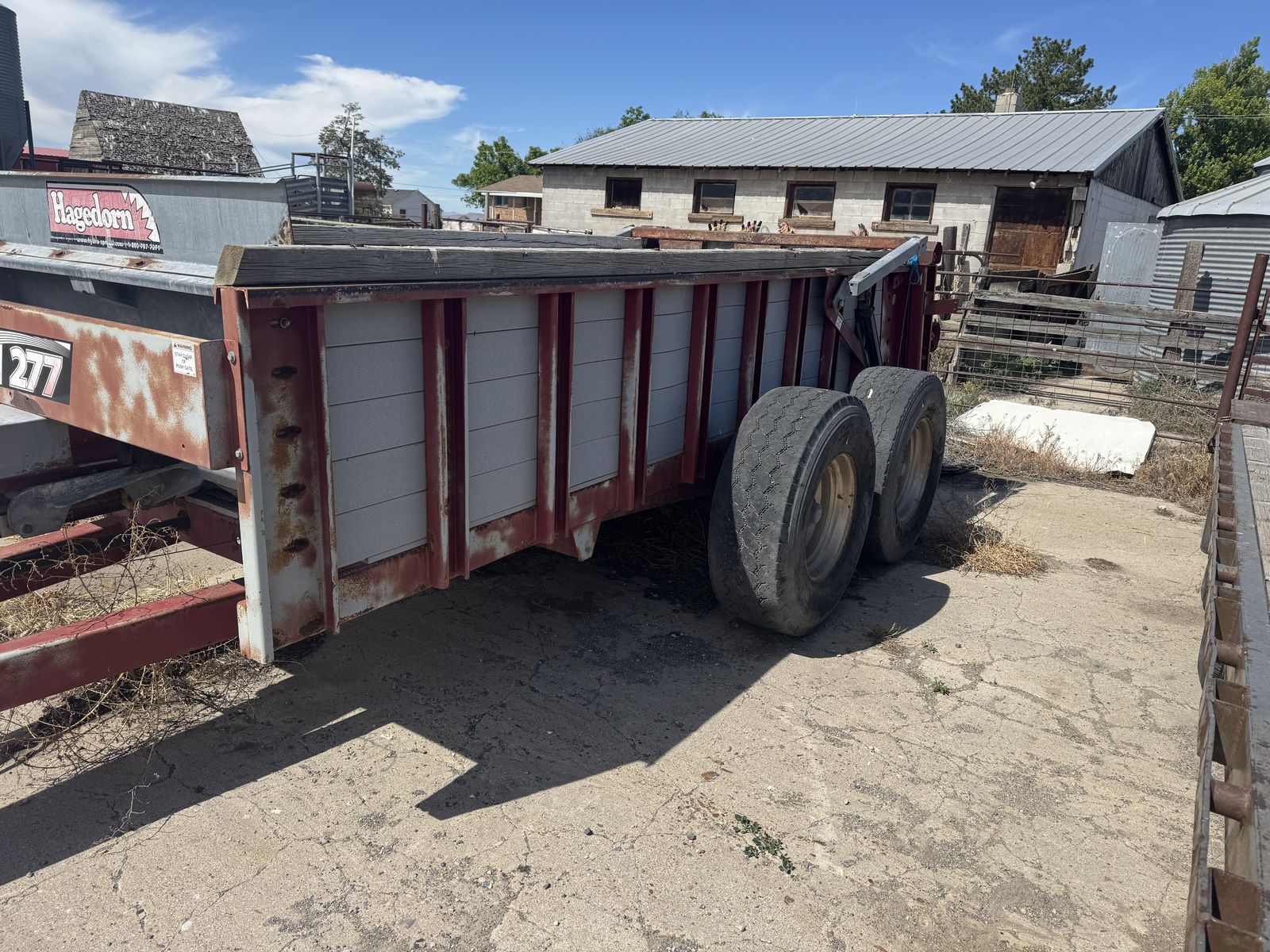Manor Spreader
