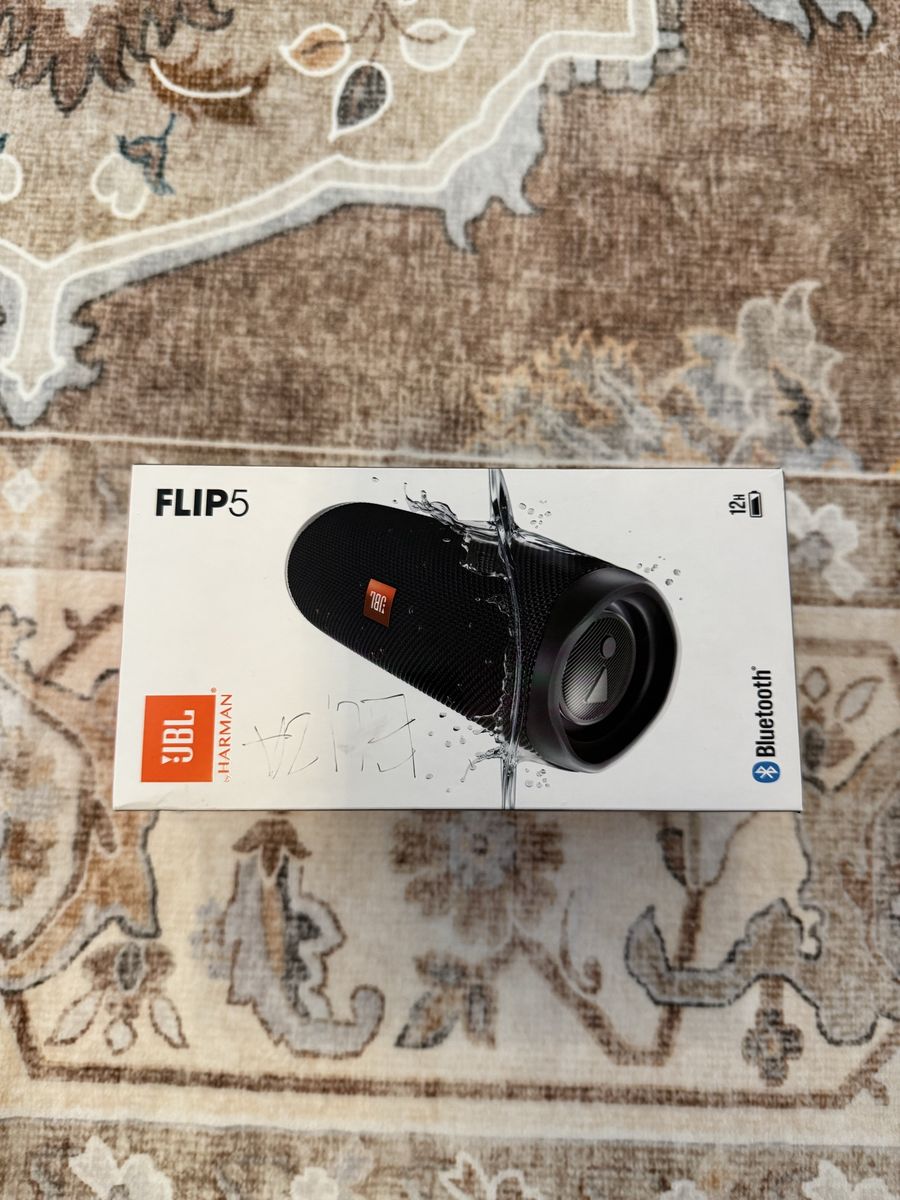 JBL Flip 5 Portable Waterproof Bluetooth Speaker - Black
