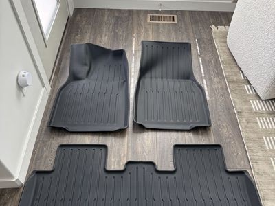 Tesla Model Y Juniper (25-26) All Weather Floor Mats - Front, Passenger and Back Row - NEW/NEVER USED