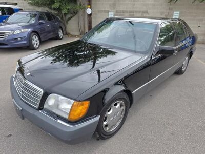 1992 Mercedes-Benz 400-Class 400 SE