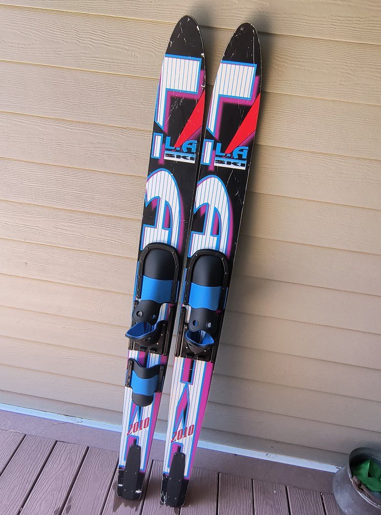 Adult Waterskis 67"