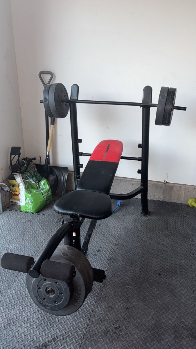 Bench press and weights