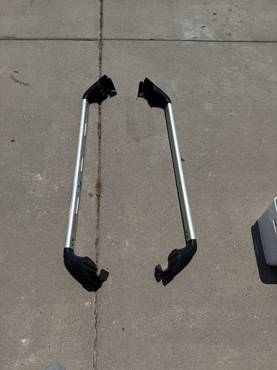 MK7 GOLF/GTI ROOF RACK CROSS BARS