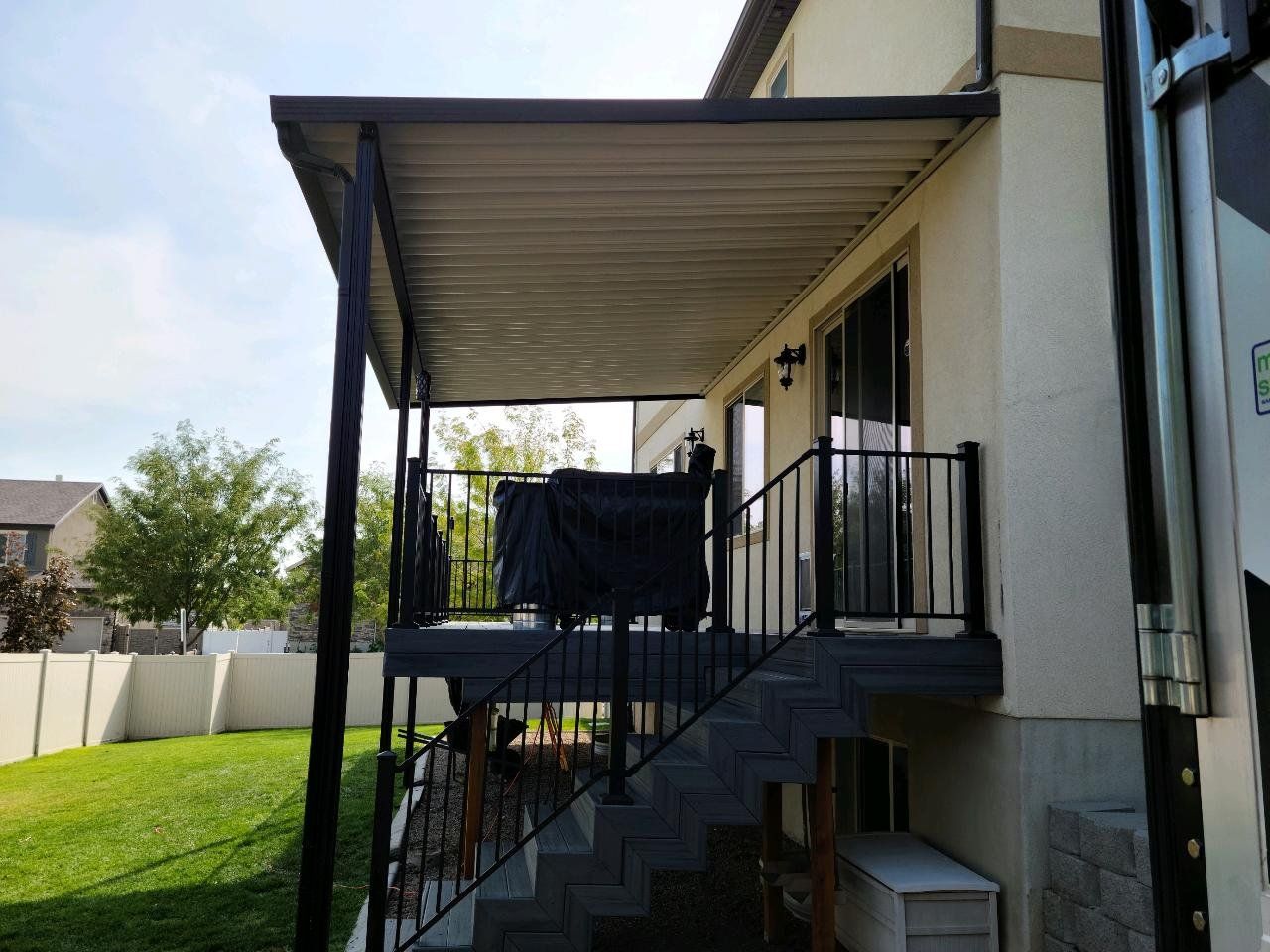 Main image 2