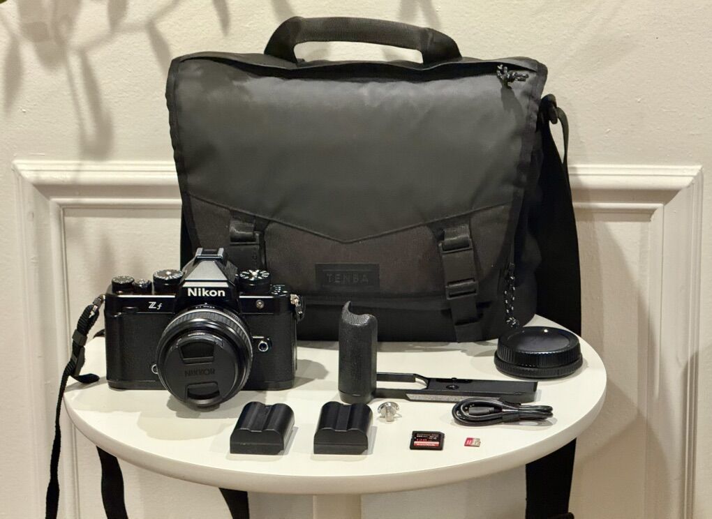 Nikon Z f (2023) Camera Bundle – Like New