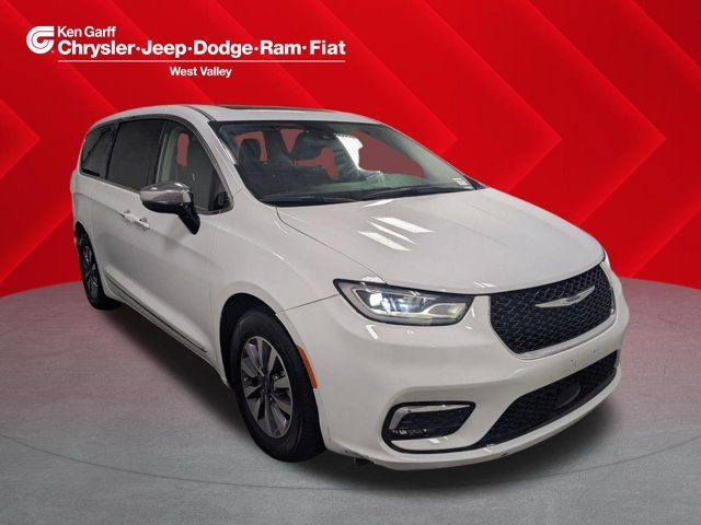2023 Chrysler Pacifica Plug-In Hybrid Limited