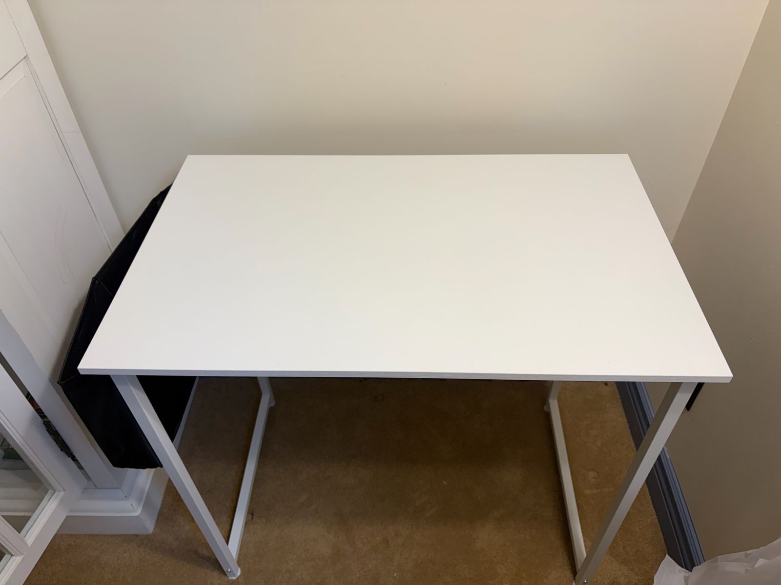 White Computer Desk with Side Storage Pocket