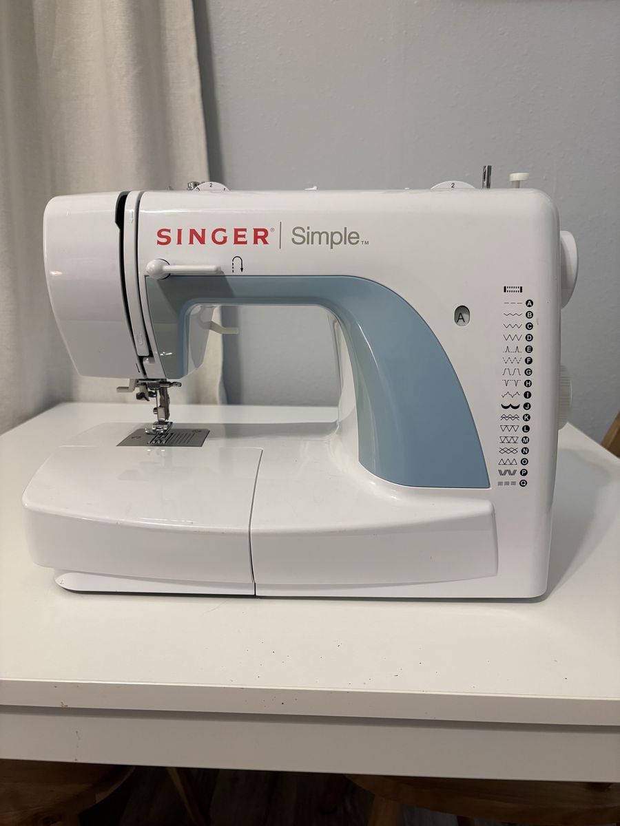 SINGER Simple Sewing Machine - White/Blue, Household, Mechanical Operation, Great for Beginners