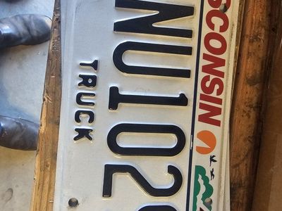 Vintage Wisconsin Truck License Plate NU1029 - Embossed Metal Auto Collectible Decor