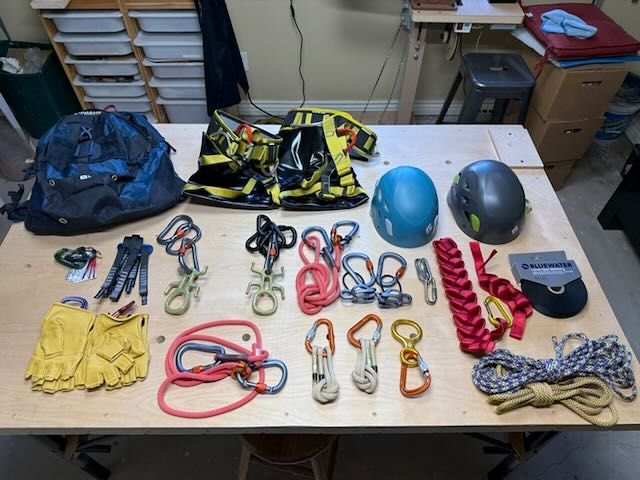 Rappelling Equipment