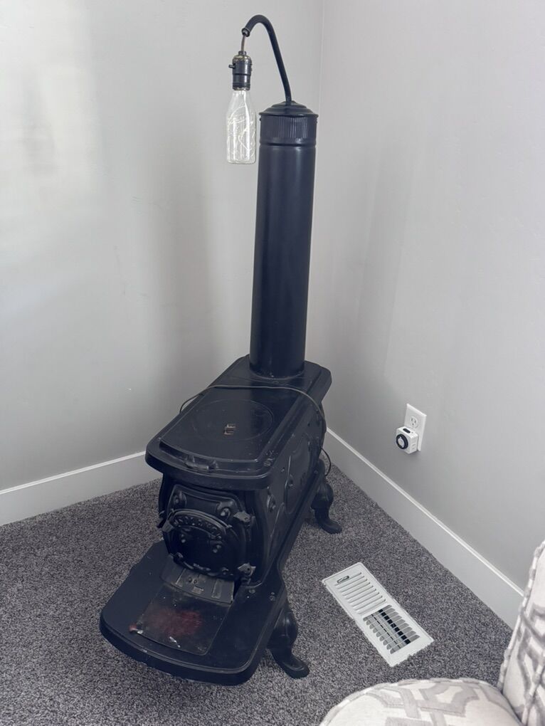 Solano Antique Decorative Stove