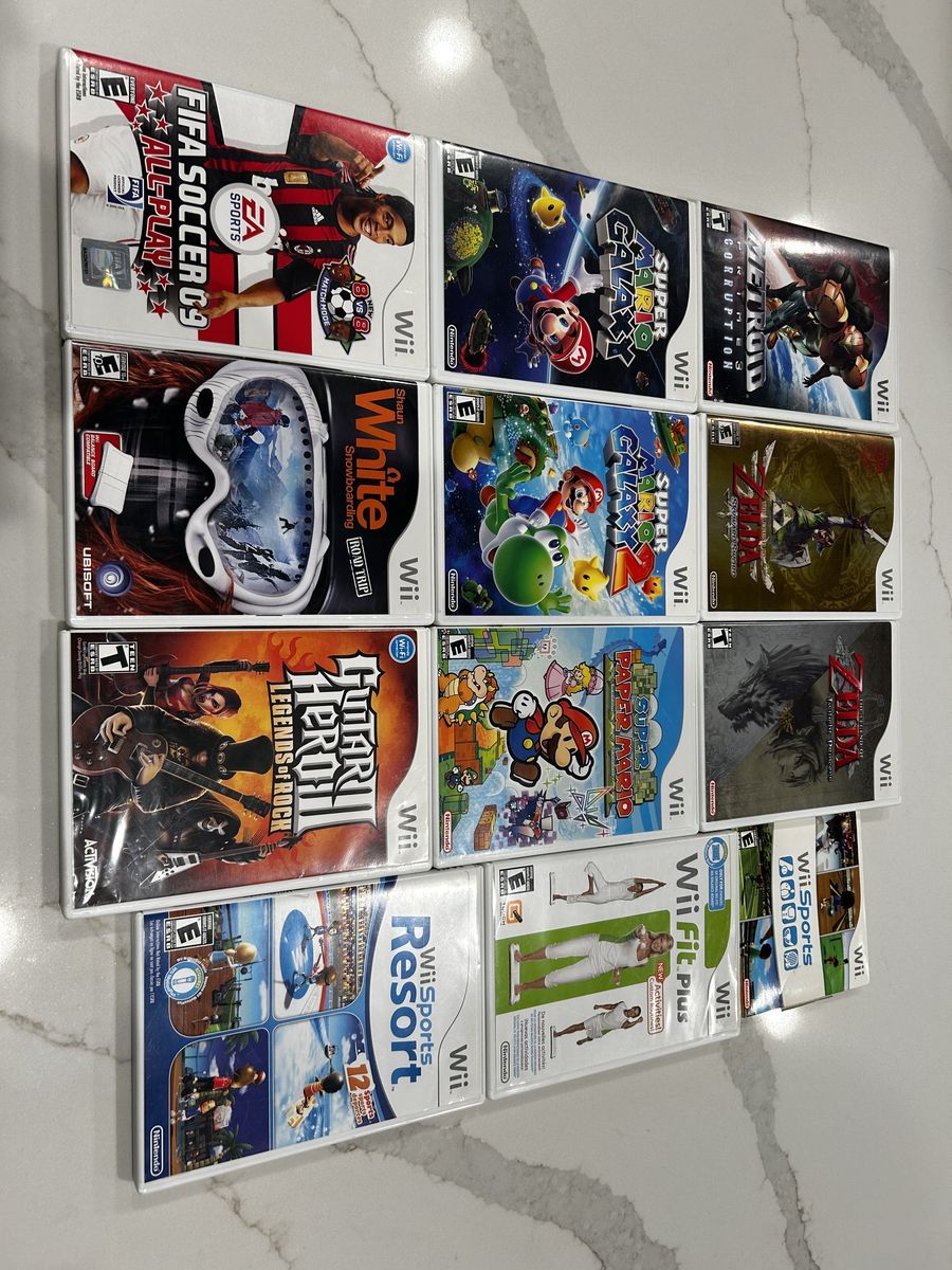 12 Nintendo Wii Games – Wii Sports, Mario Galaxy 1 & 2, Zelda & More