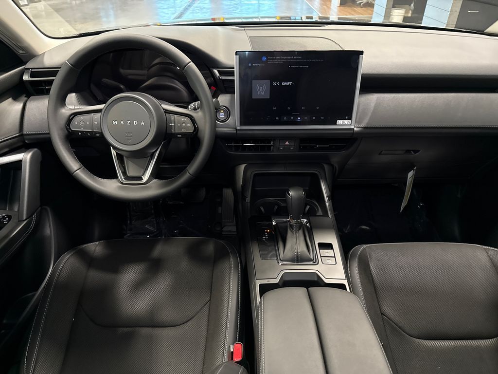 Main image 6