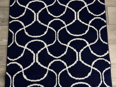 4 x 6' Navy Blue Rug with White Swirl Pattern