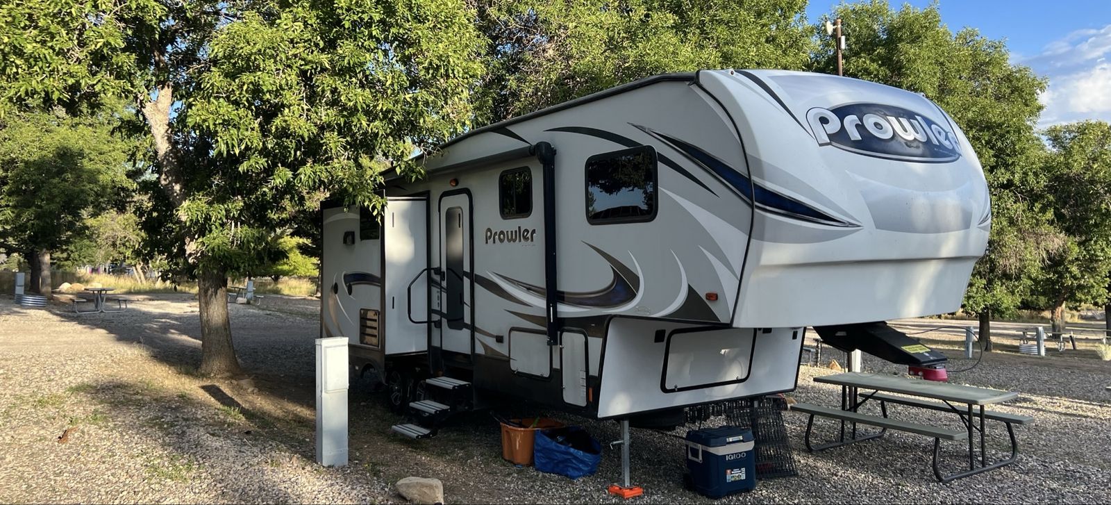 2017 Heartland Prowler 261 fifth Wheel