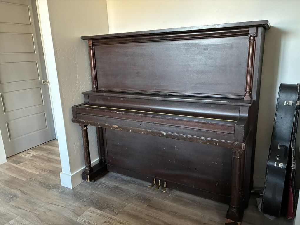 Free Piano