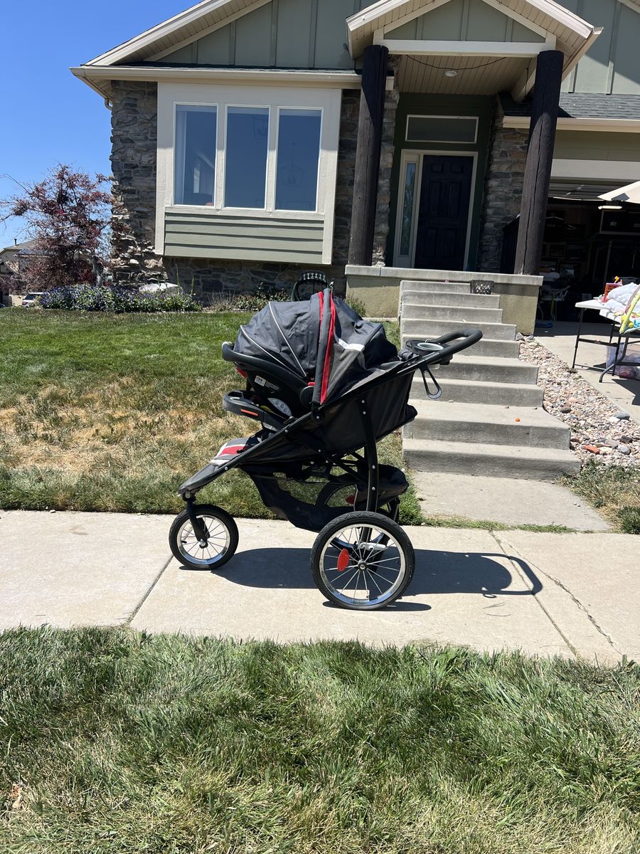 Graco FastAction Fold Jogger Stroller - Draper Pickup ($30 OBO)