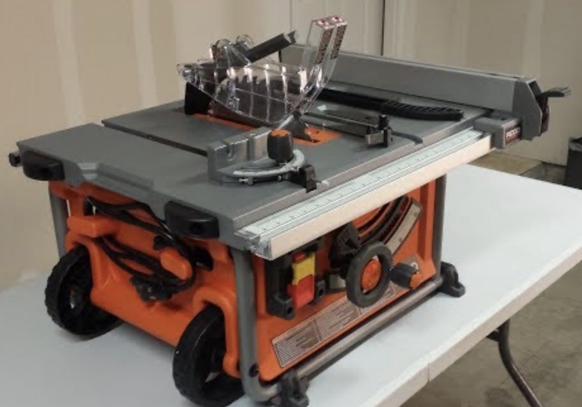 RIDGID  Portable Jobsite Table Saw