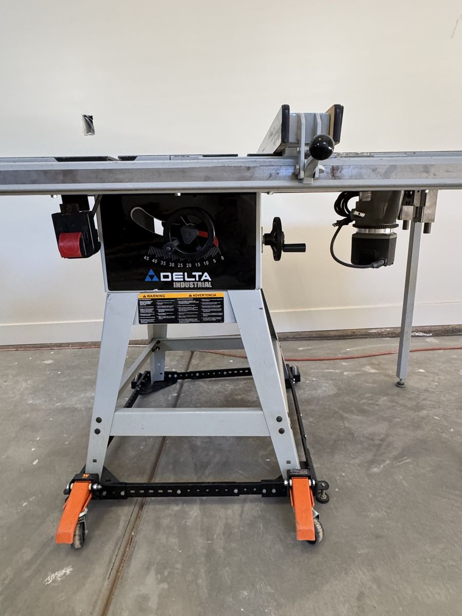 Delta Industrial Table Saw with Biesemeyer Fence & Router Table - Heavy Duty