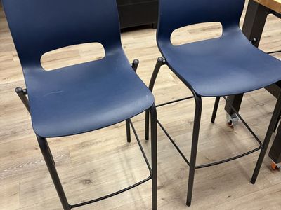 HON tall bar chairs 4pc set - msrp $400
