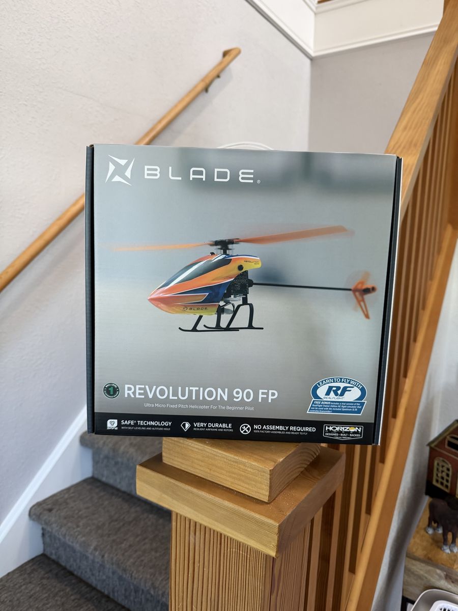 Blade revolution 90 fp brand new helicopter