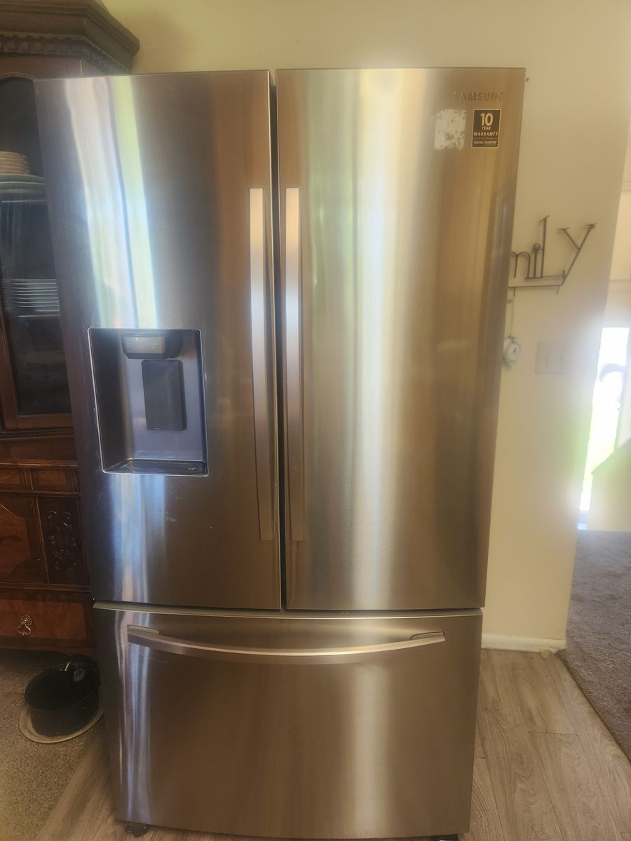 Refrigerator
