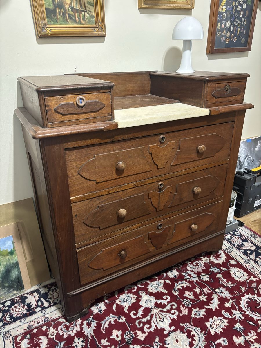 Antique Mahogany 3 drawer dresser