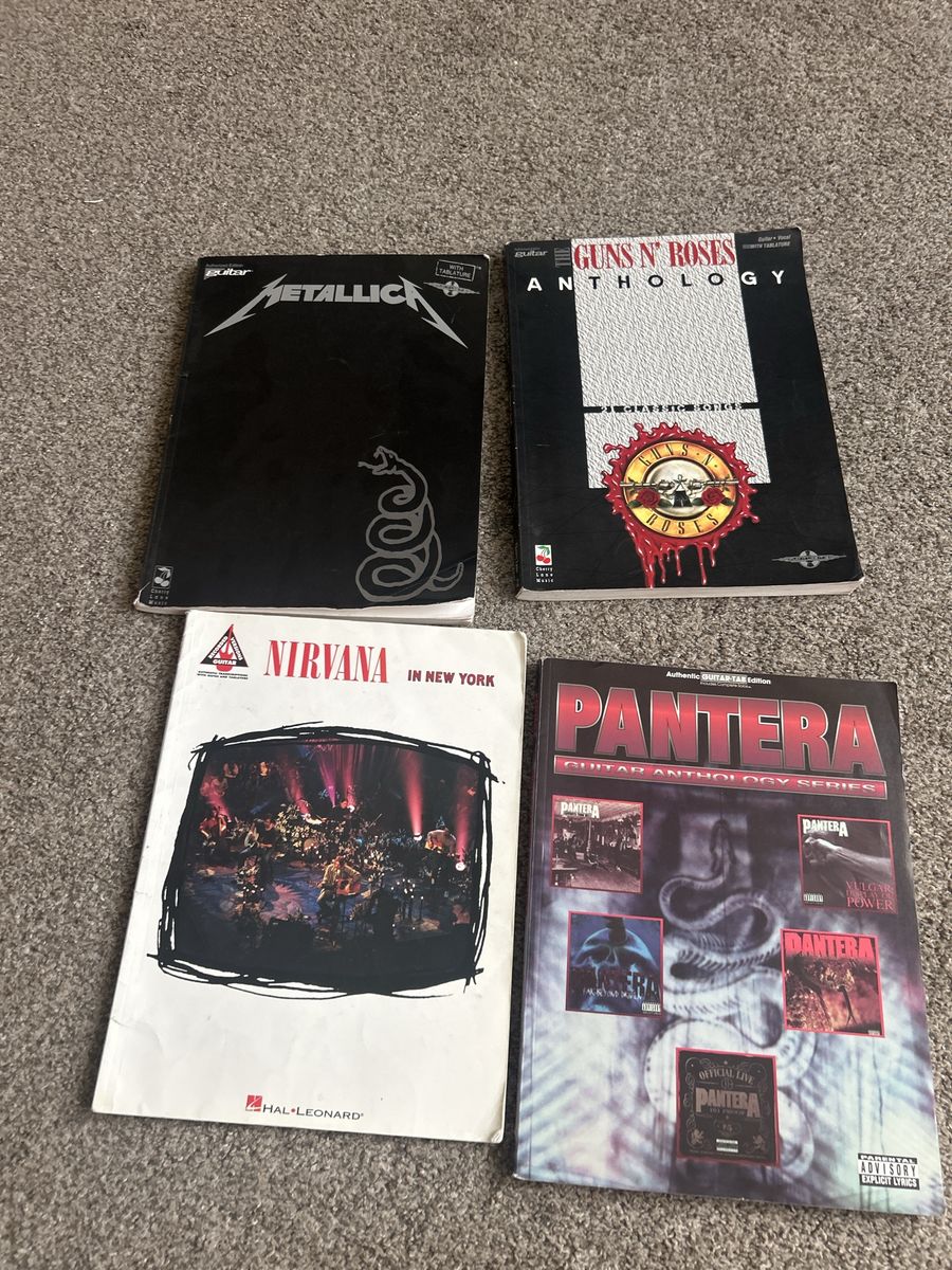 Metallica, Guns N' Roses, Nirvana, Pantera Guitar Anthology Sheet Music Song Books