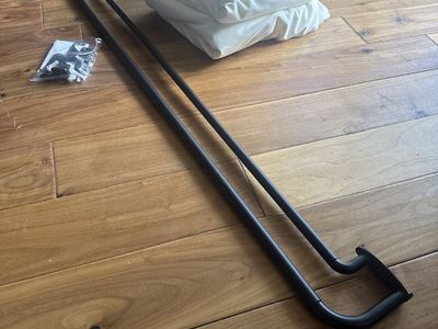 Double Curtain Rod, Black With Curtains