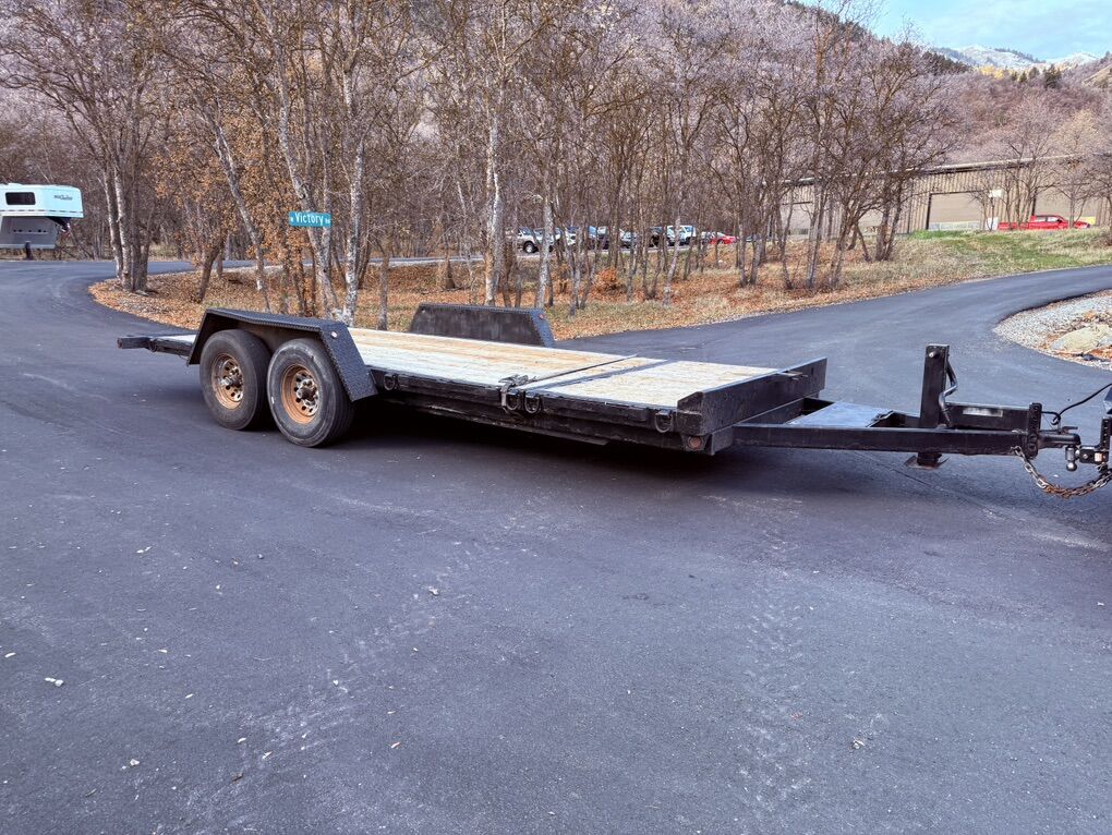 2015 Tilt Trailer