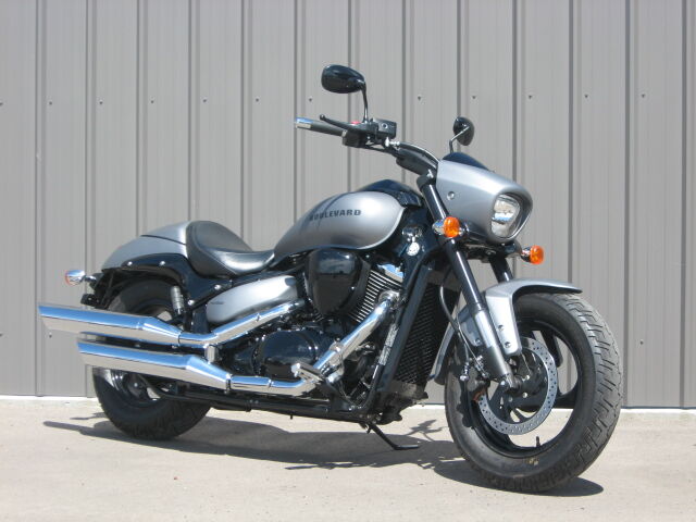 2019 Suzuki boulevard M50 3,000, mi LIKE BRAND NEW!!!