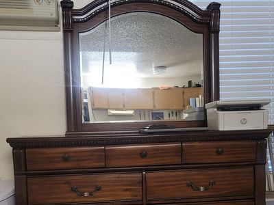 Dresser & nightstand