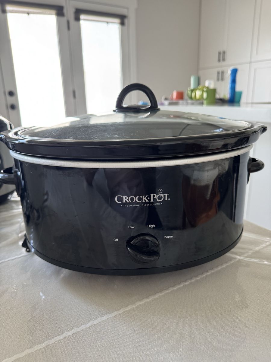 Crock-Pot SCV700-B2-WM1 7-Quart Black Slow Cooker with Low, High, Warm Settings