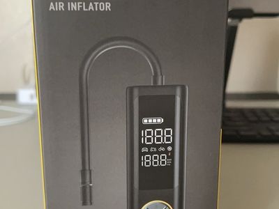 Fantikk S100 Apex Tire Inflator & Power Bank