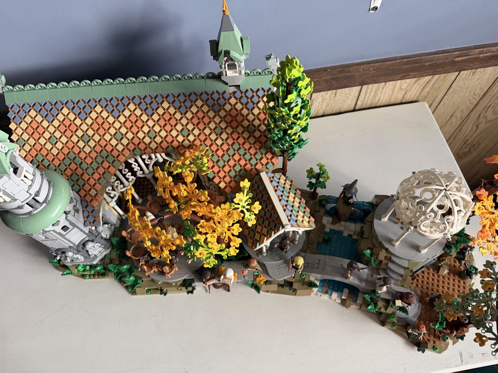 Main image 3