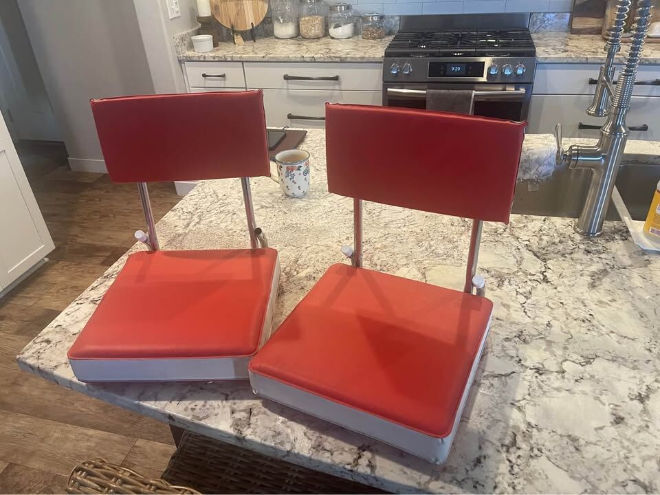 Vintage stadium seats Utah Utes