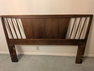 Wood Spindle Queen Headboard - L60 X H39 X W1.5
