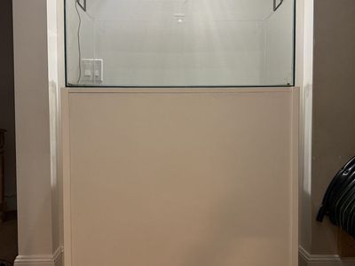 38 gallon aquarium + stand/light