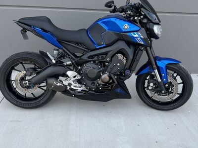 2016 FZ-09