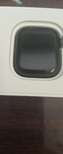 Apple Watch series 8  41 mm